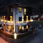 Spacious Near Area In Apartment Mayrhofen