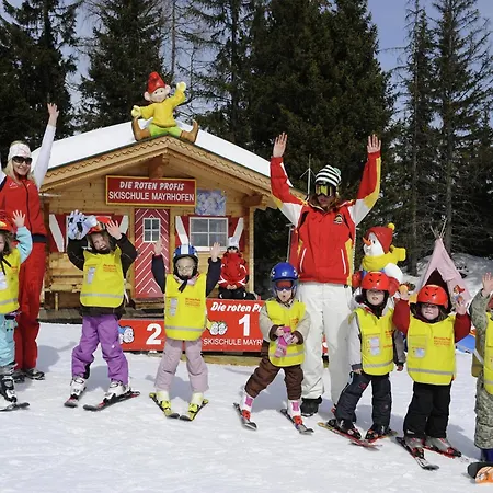 Spacious Near Area In