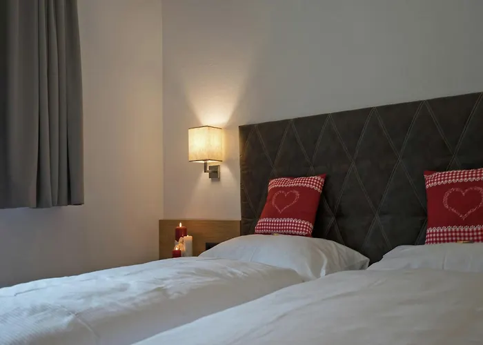 Spacious Near Area In * מאיירהופן