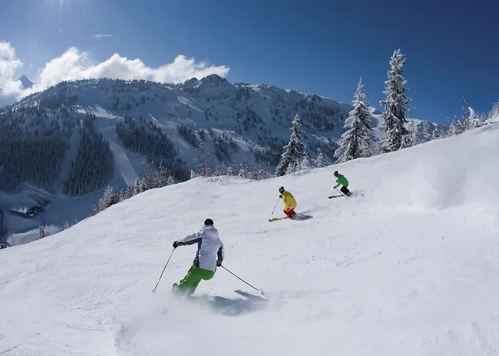 Spacious Near Area In * מאיירהופן