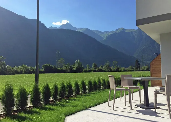 Spacious Near Area In Daire