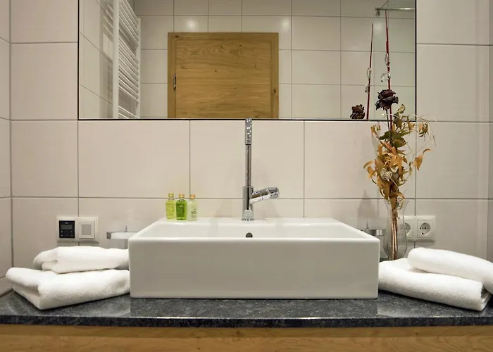 Spacious Near Area In Apartamento